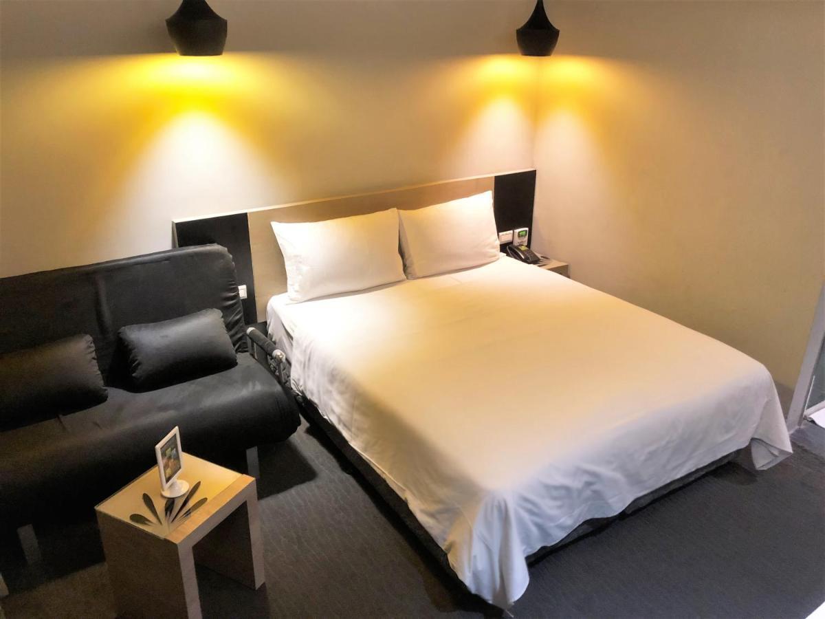 גאושיונג Kiwi Express Hotel - Jiuru Rd מראה חיצוני תמונה