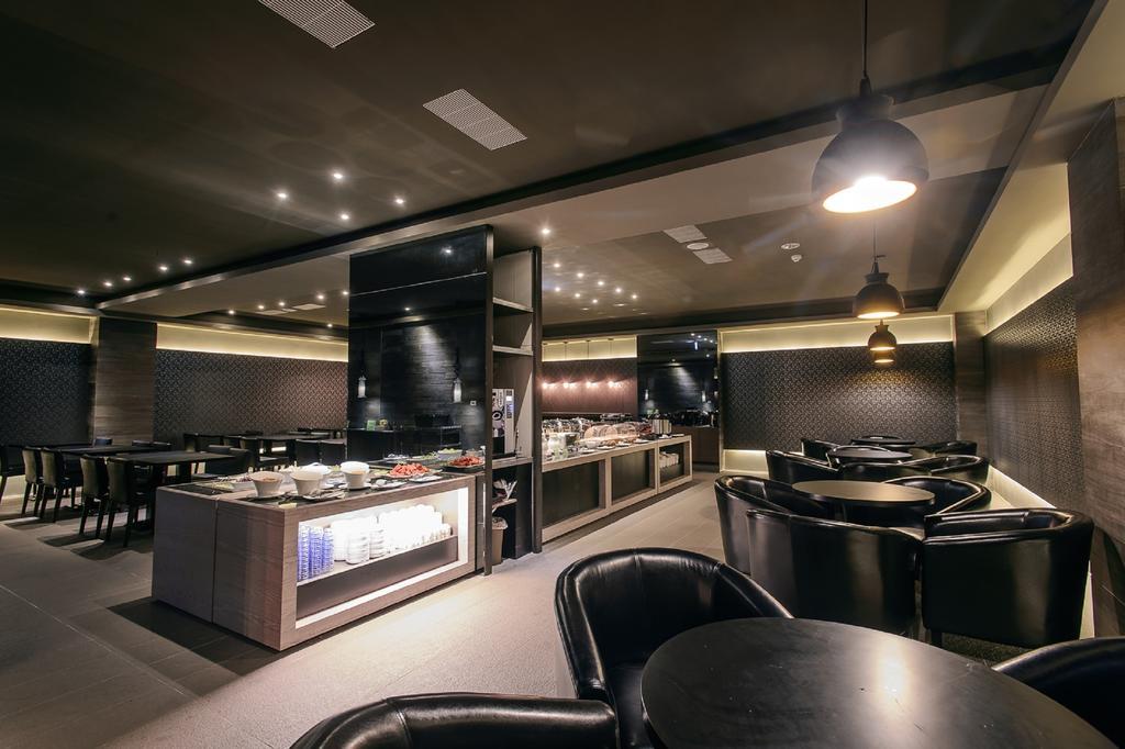 גאושיונג Kiwi Express Hotel - Jiuru Rd מראה חיצוני תמונה