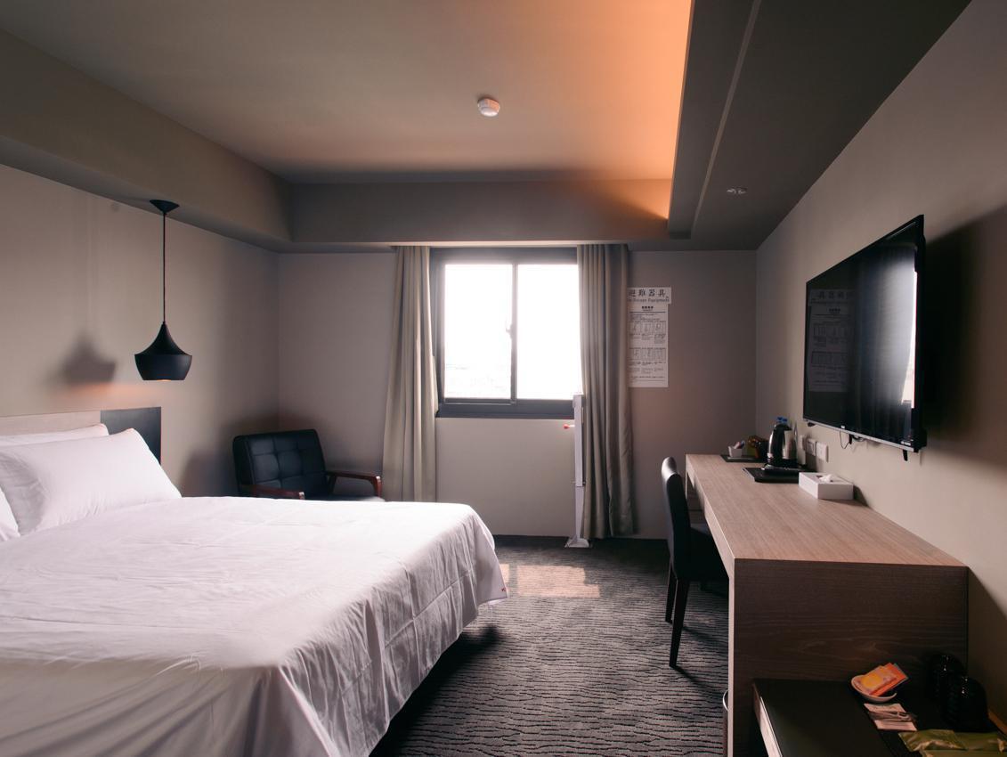 גאושיונג Kiwi Express Hotel - Jiuru Rd מראה חיצוני תמונה
